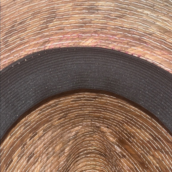 Source Unknown Straw Hat with Pink Pom Pom Trim unisex item main image 9